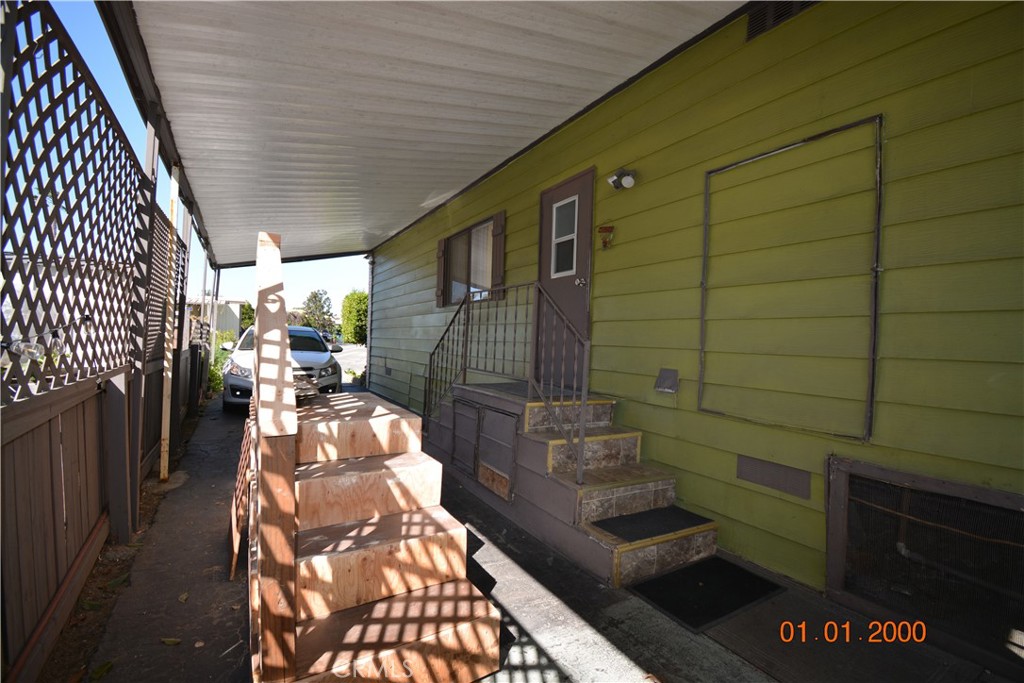 Photo 5 of 33 of 12700 Elliott Avenue 406 mobile home