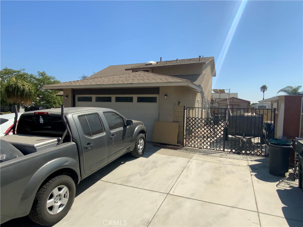 Photo 6 of 10 of 17565 Mesa Avenue house