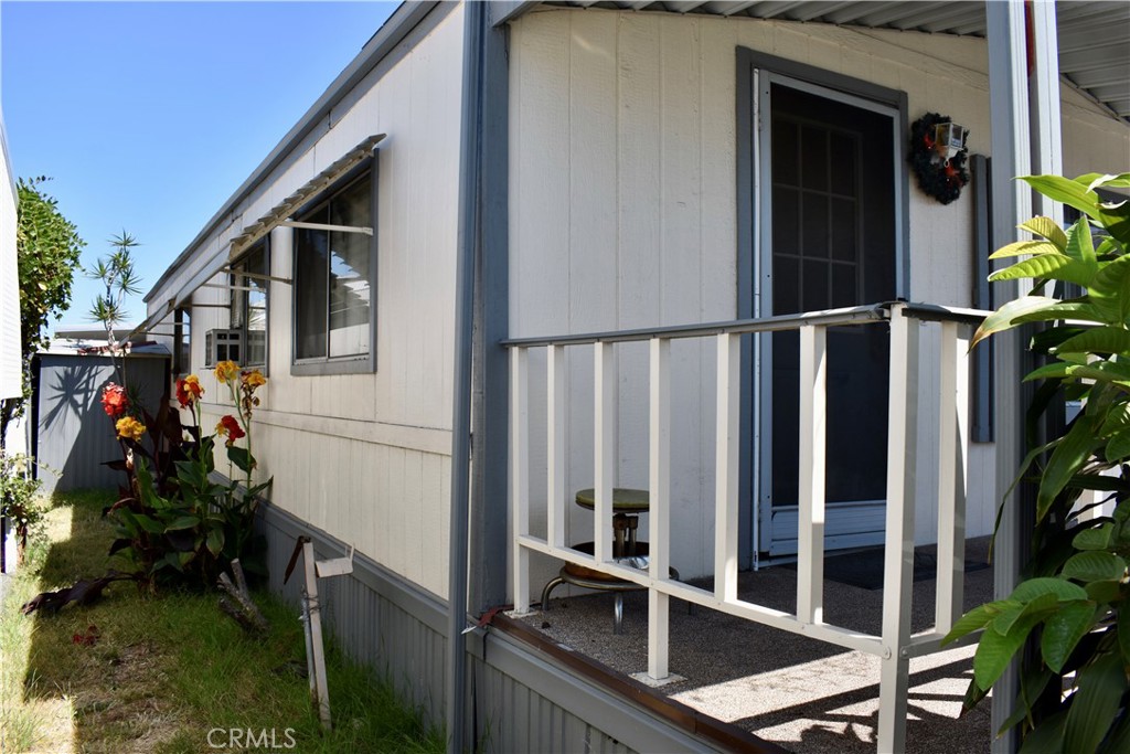 Photo 4 of 12 of 13181 Lampson Avenue 119 mobile home