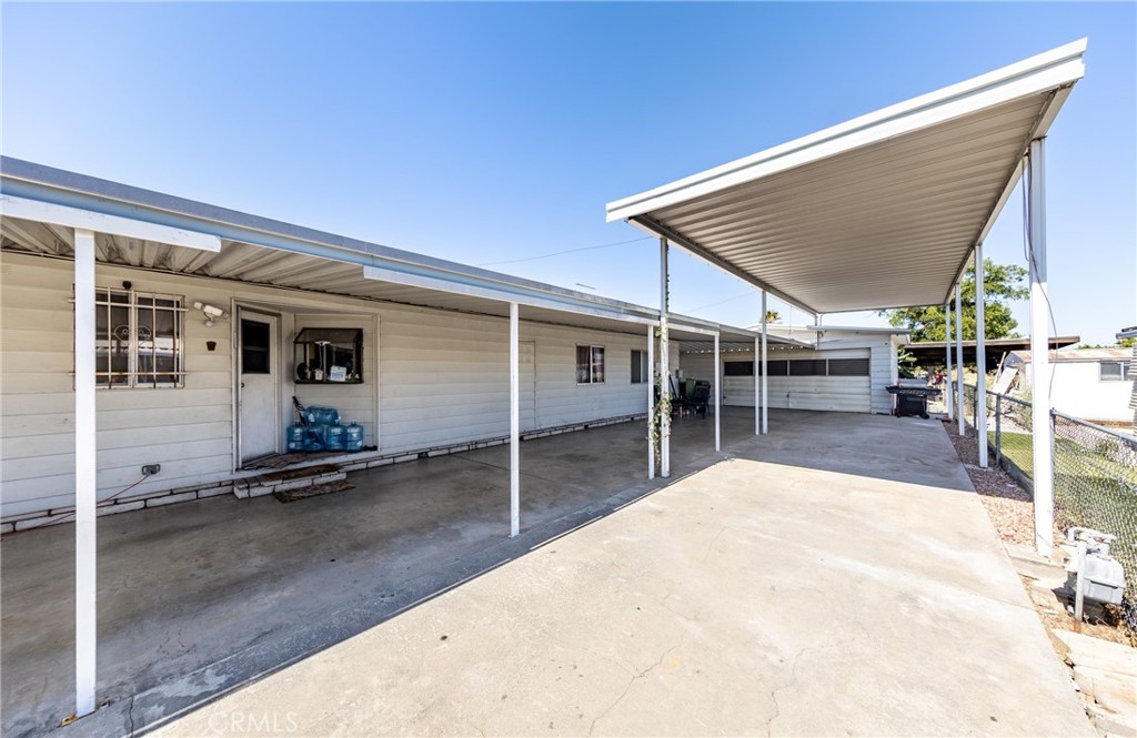 Photo 4 of 25 of 25289 De Waide Avenue mobile home