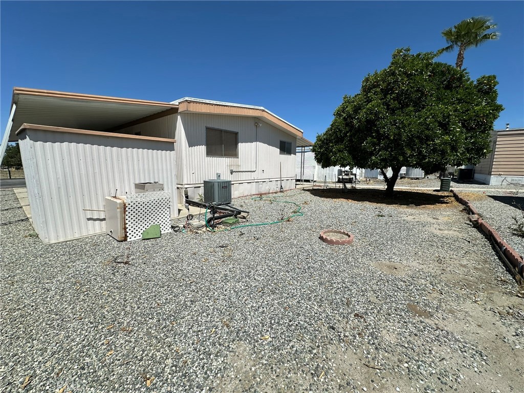 Photo 4 of 5 of 1895 W Devonshire Avenue 143 mobile home