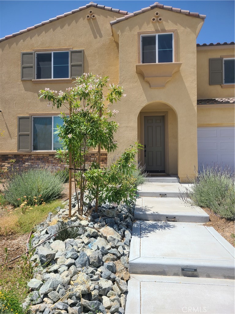 Photo 2 of 23 of 12913 Tehachapi Street house