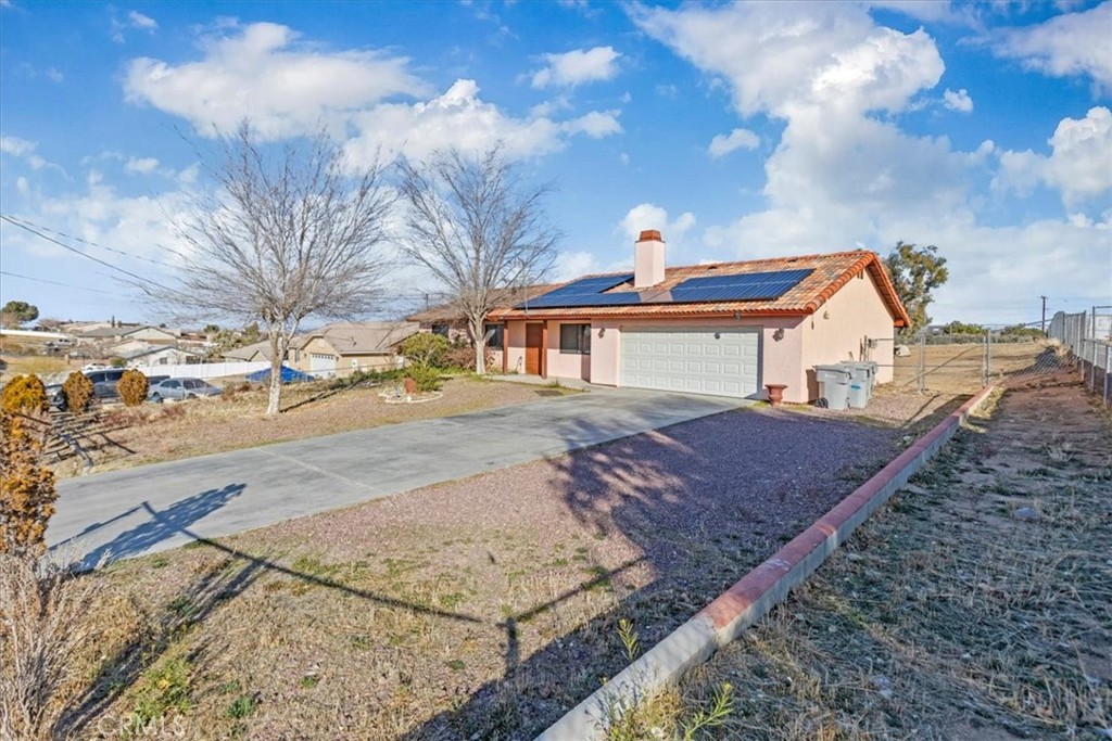 Photo 4 of 30 of 9325 Jacaranda Avenue house