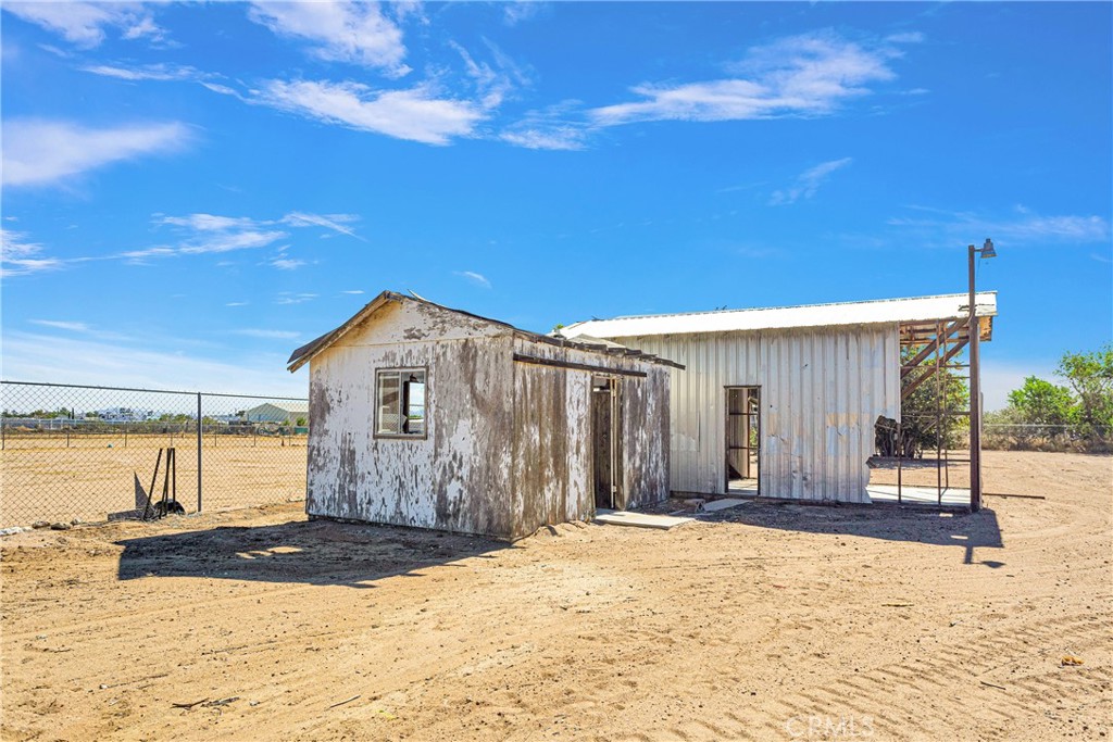 Photo 40 of 52 of 10977 Pinon Avenue house