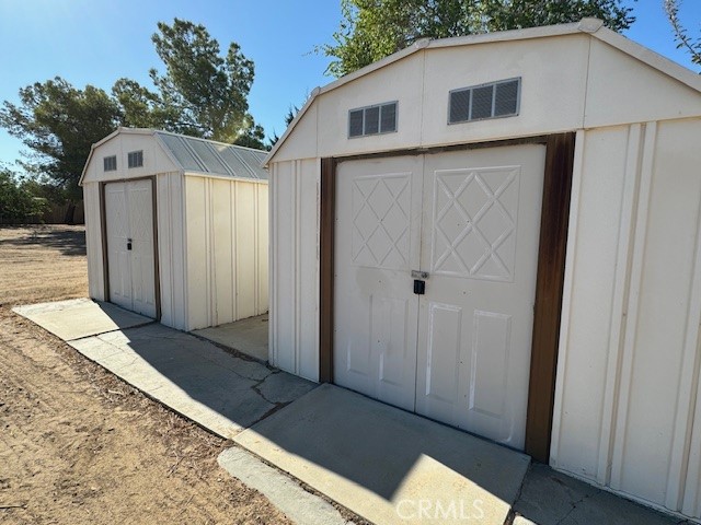 Photo 26 of 28 of 10403 Cottonwood Avenue house