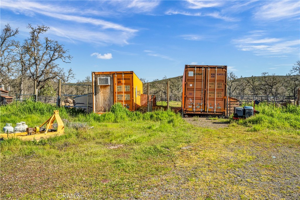 Photo 17 of 23 of 21054 Yankee Valley Road mobile home