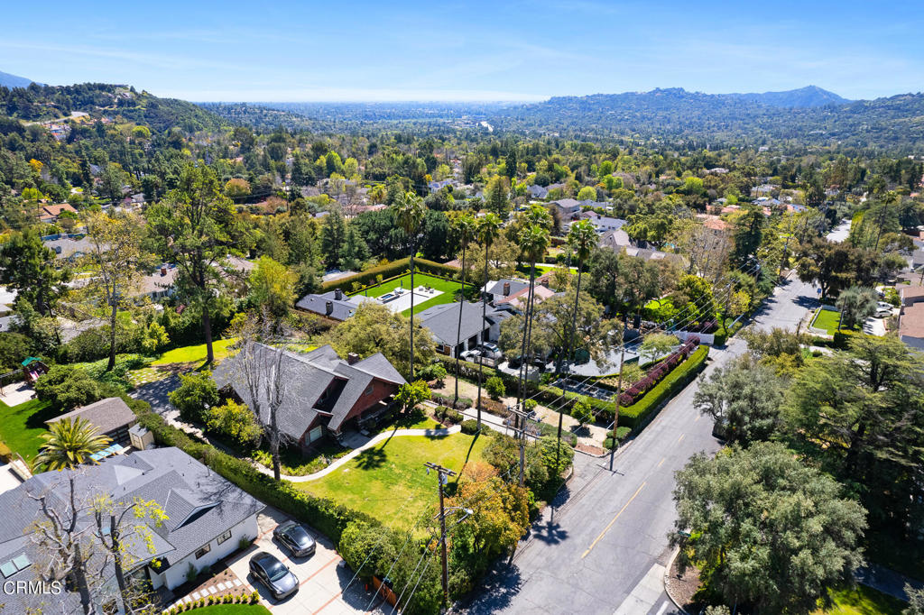 Photo 40 of 42 of 5250 La Canada Boulevard house