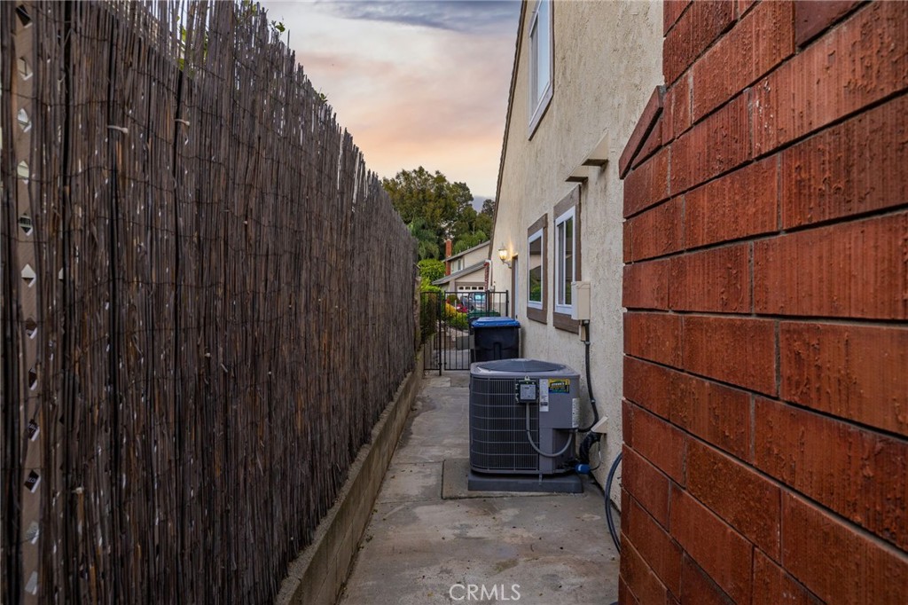 Photo 64 of 72 of 6683 Calmbank Avenue house