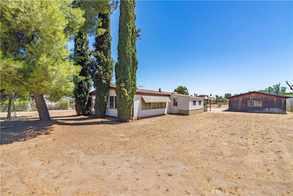 Photo 8 of 21 of 32834 Skylark Drive mobile home