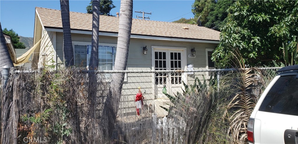 Photo 1 of 10 of 15987 Annette Drive house