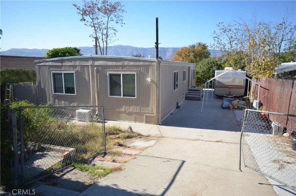 Photo 1 of 18 of 32565 Wildomar Road mobile home