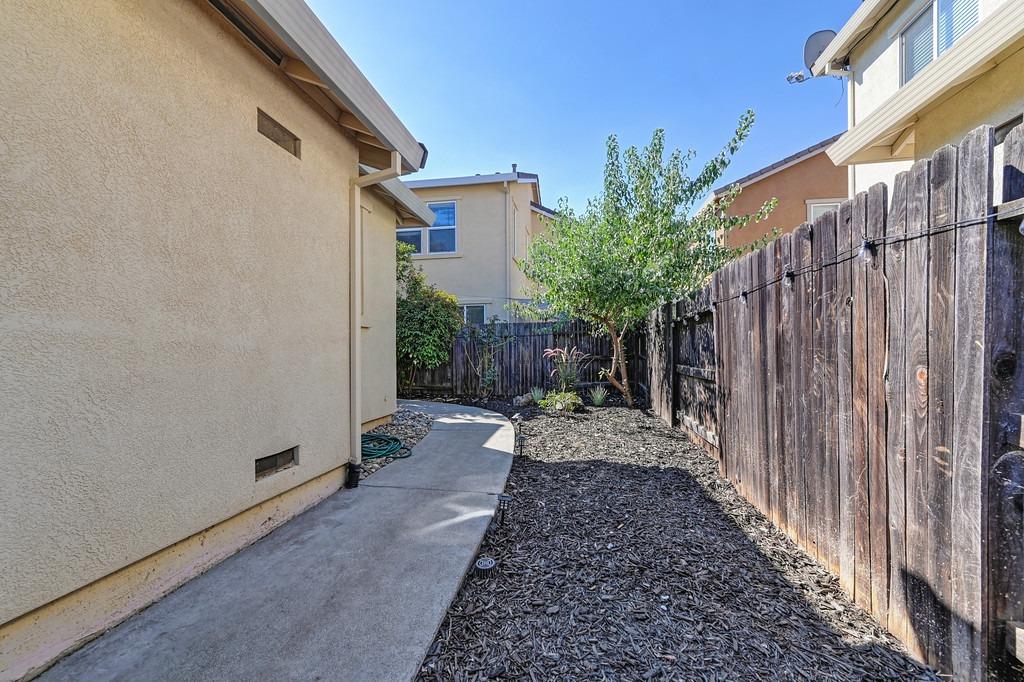 Photo 40 of 45 of 925 Courtyards Loop house