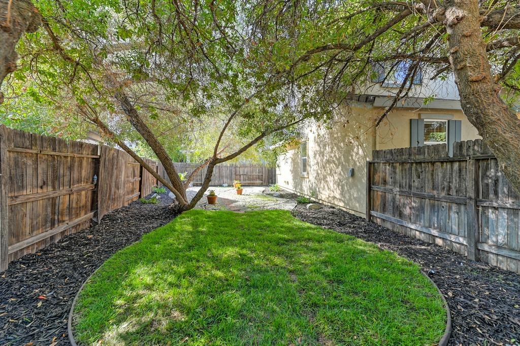 Photo 44 of 45 of 925 Courtyards Loop house