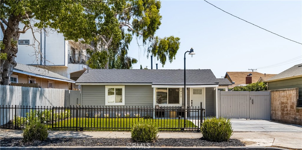 Photo 1 of 36 of 1470 Orizaba Avenue house