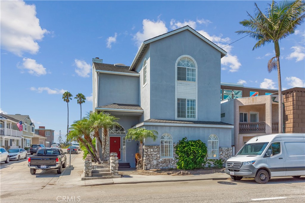 Photo 2 of 44 of 6020 E Ocean Boulevard house