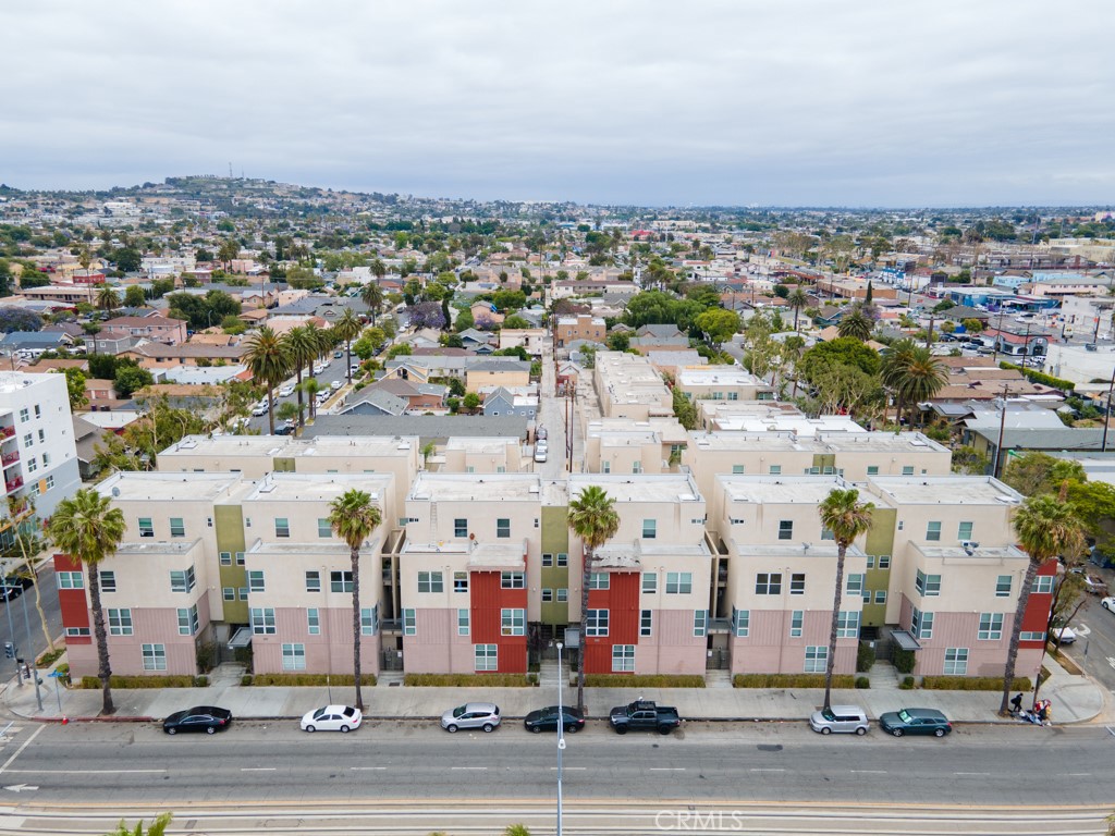 Photo 36 of 38 of 1880 Long Beach Boulevard 4 townhome