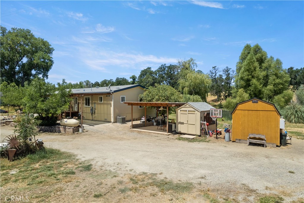 Photo 7 of 49 of 8471 Quarterhorse Lane mobile home