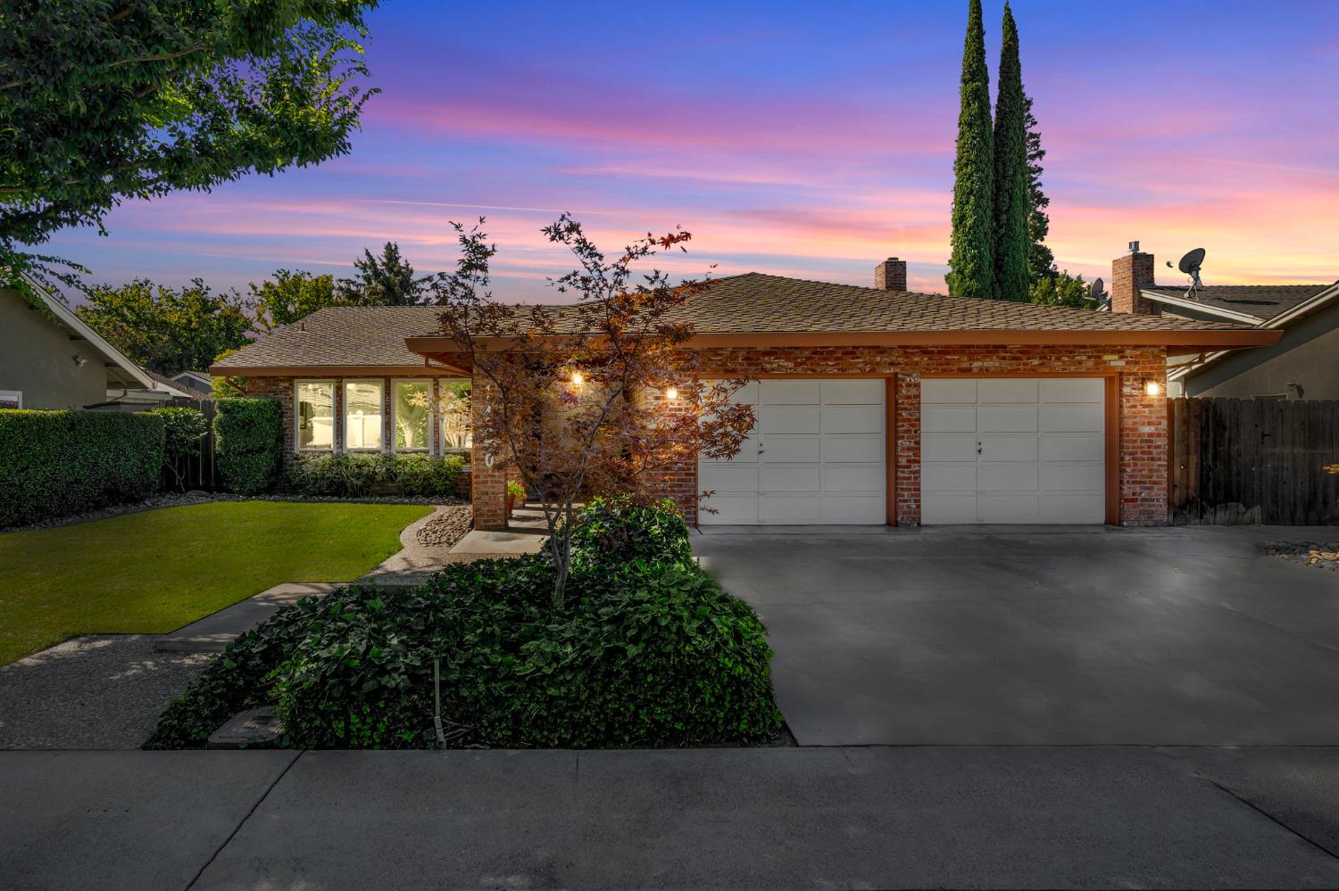 Photo 1 of 46 of 1420 Buttonwillow Drive house