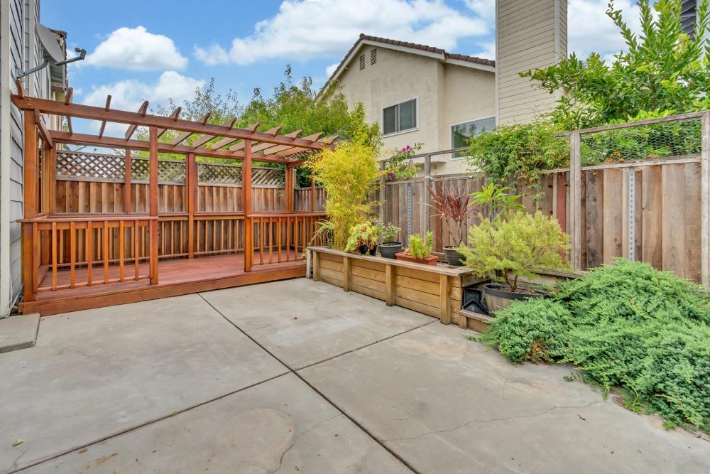 Photo 40 of 51 of 5539 Civic Terrace Avenue townhome