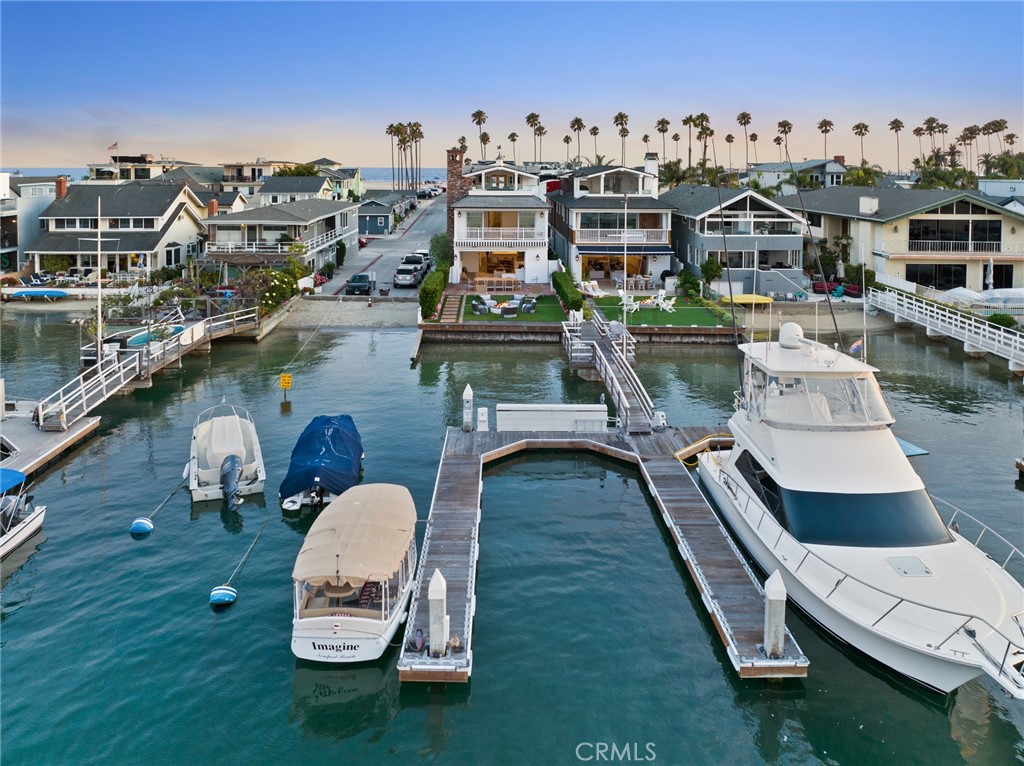 Photo 1 of 40 of 930 E Balboa Boulevard house