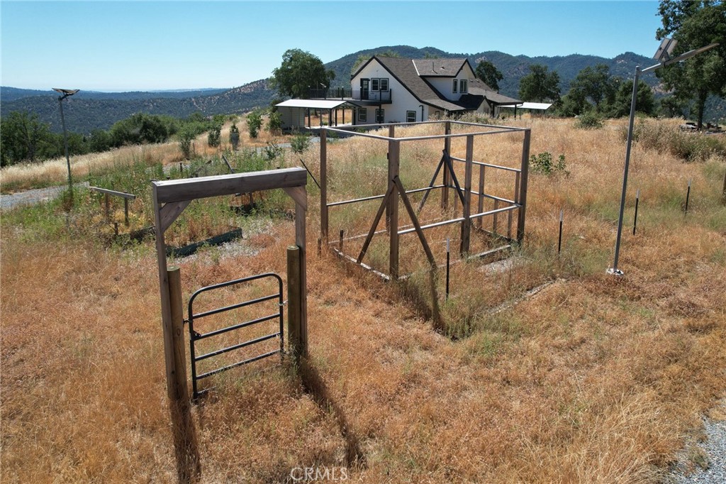 Photo 61 of 75 of 51951 Piute Road house