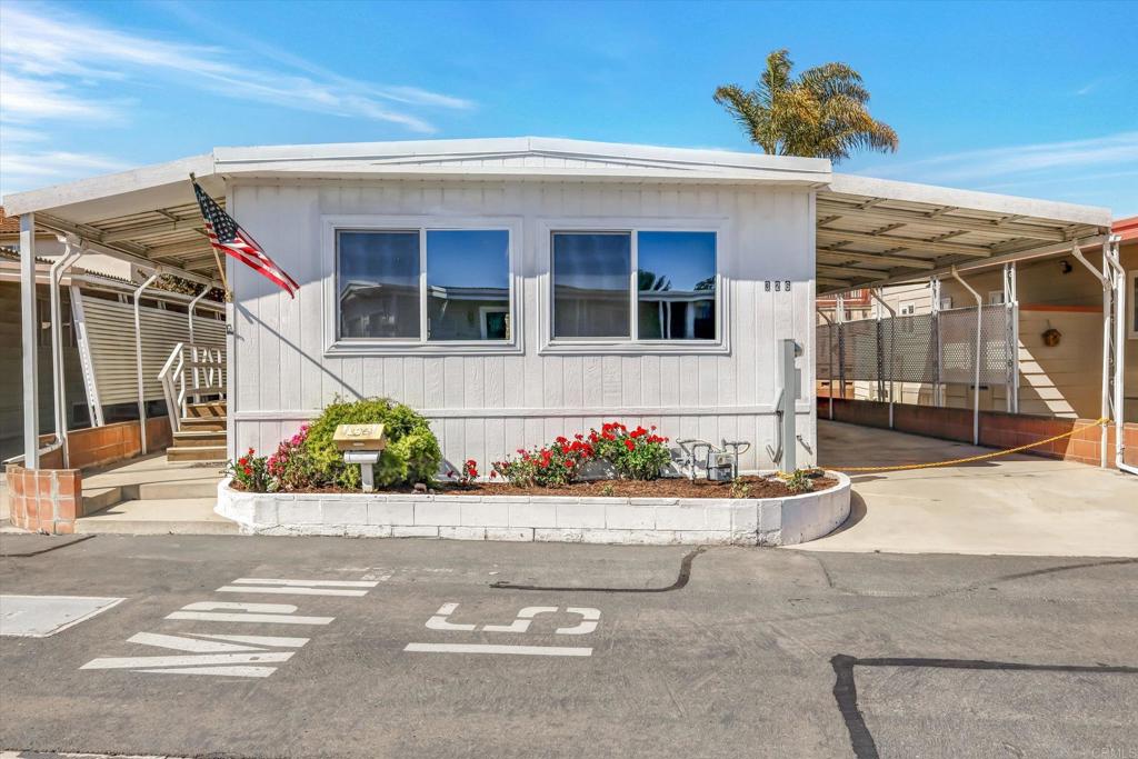 Photo 1 of 25 of 326 Killdeer Lane mobile home