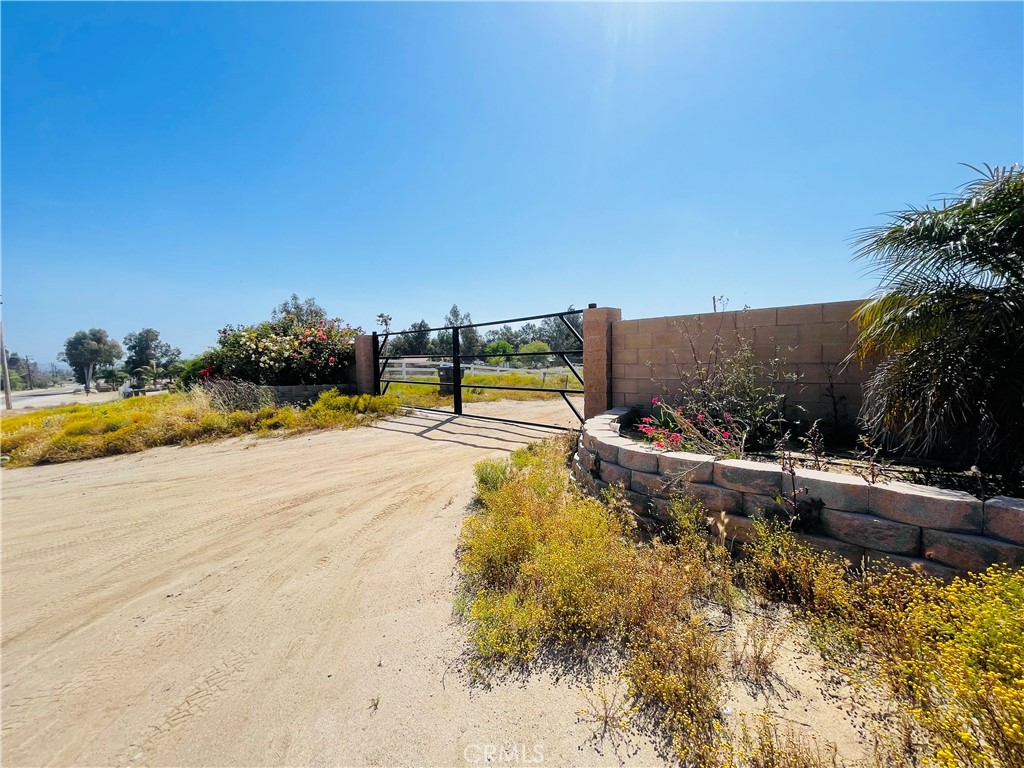 Photo 4 of 35 of 22285 Old Elsinore Road land