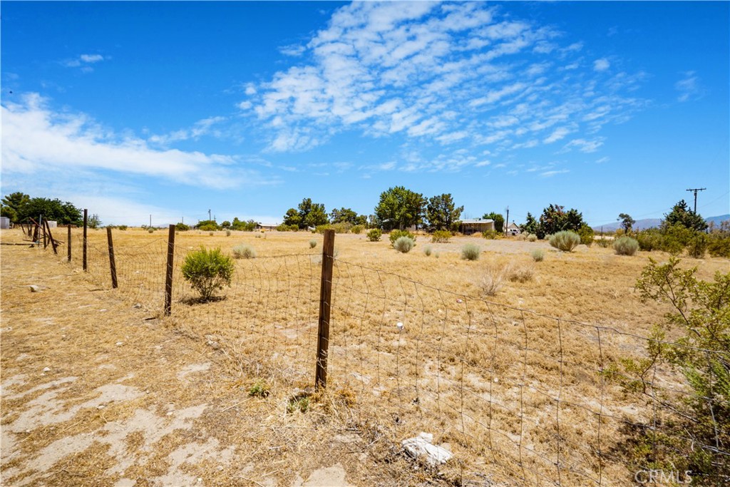 Photo 11 of 64 of 14245 Mescalero Road house