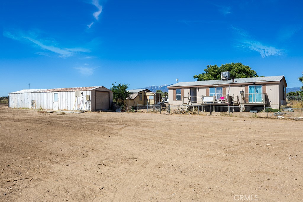 Photo 11 of 12 of 9339 Vinton Road mobile home