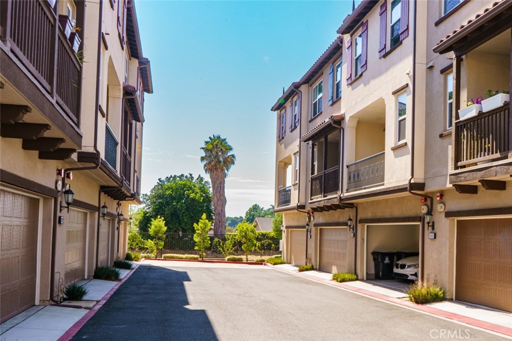 Photo 13 of 44 of 2433 Villena Way townhome