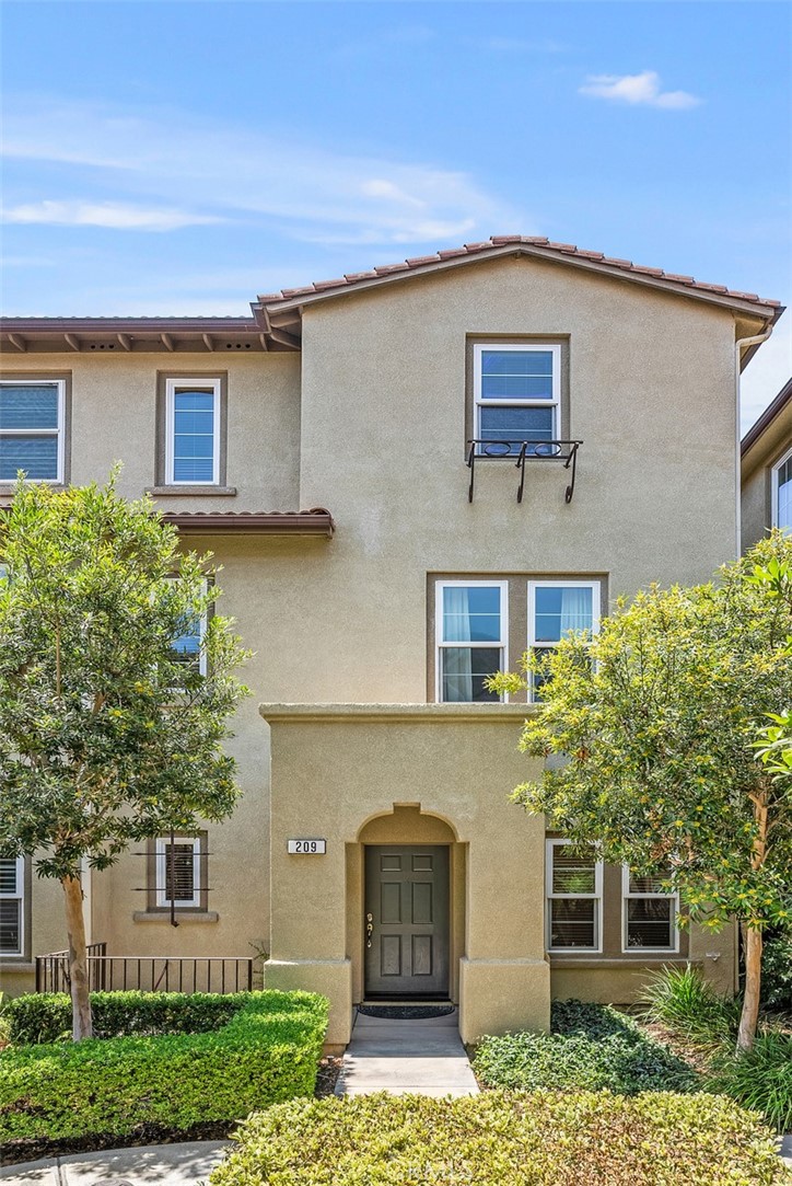 Photo 34 of 34 of 209 E Santa Fe Court townhome