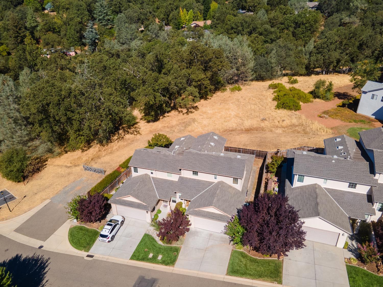 Photo 7 of 20 of 641 W David Circle townhome