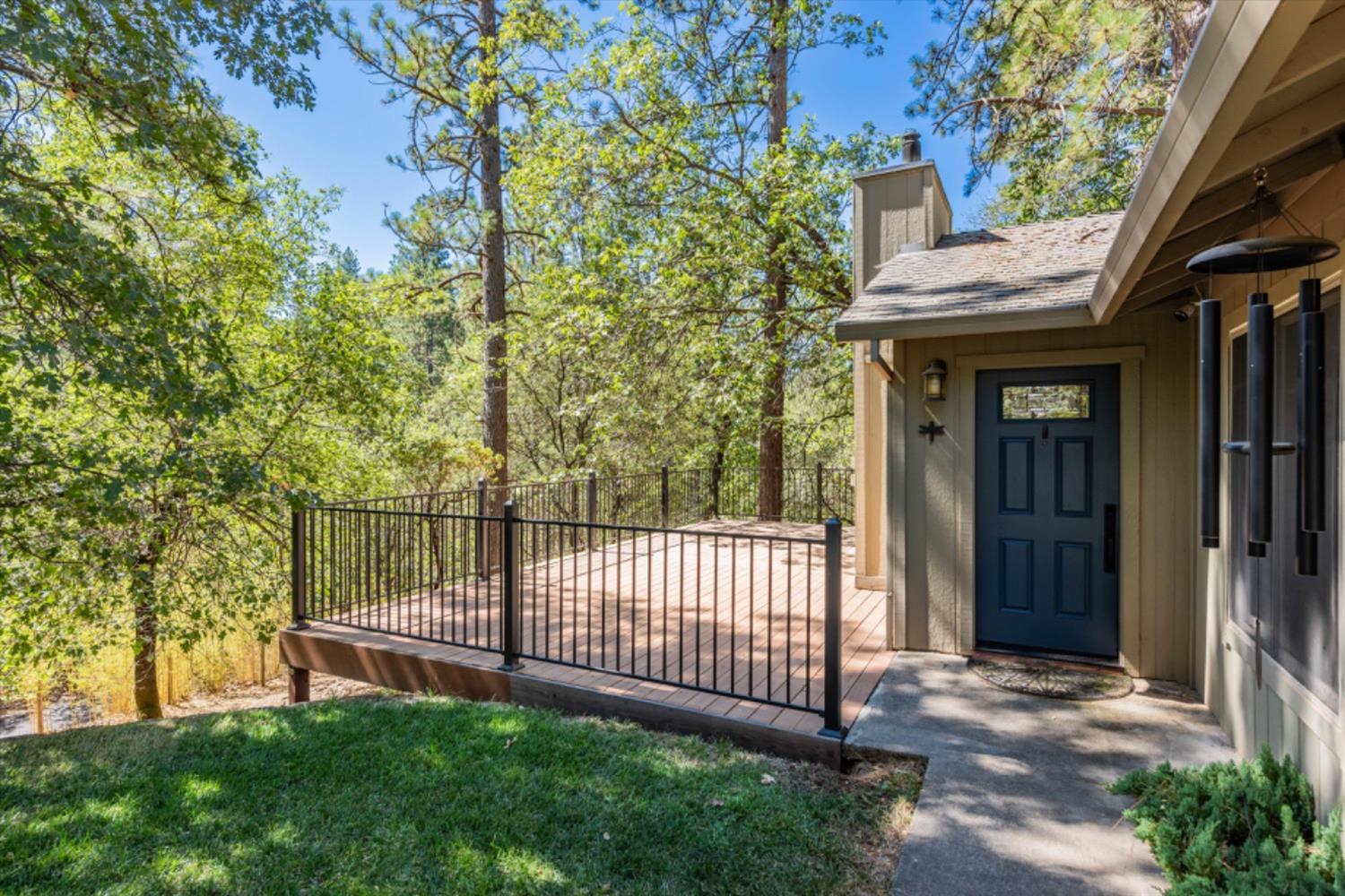 Photo 4 of 44 of 1076 Madrone Lane house