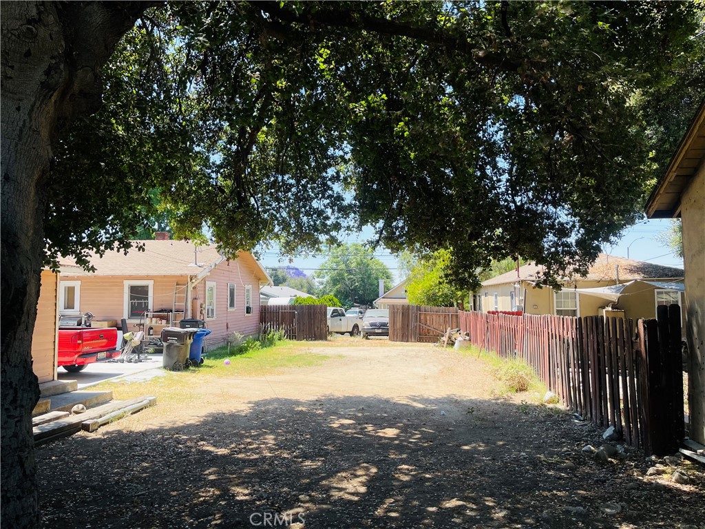 Photo 1 of 8 of 439 W Orange Grove Avenue land