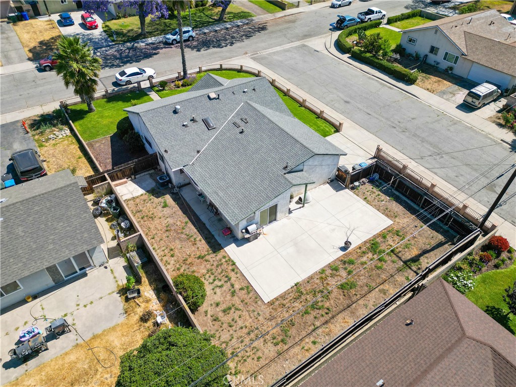 Photo 9 of 32 of 1242 Selkirk Avenue house