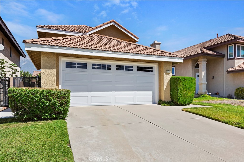 Photo 4 of 41 of 10960 Countryview Drive house