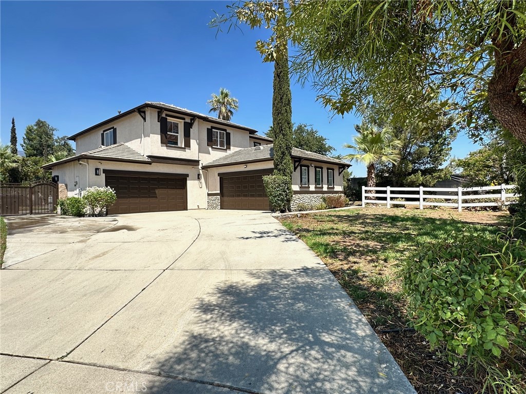 Photo 1 of 5 of 12878 Colonnade Drive house