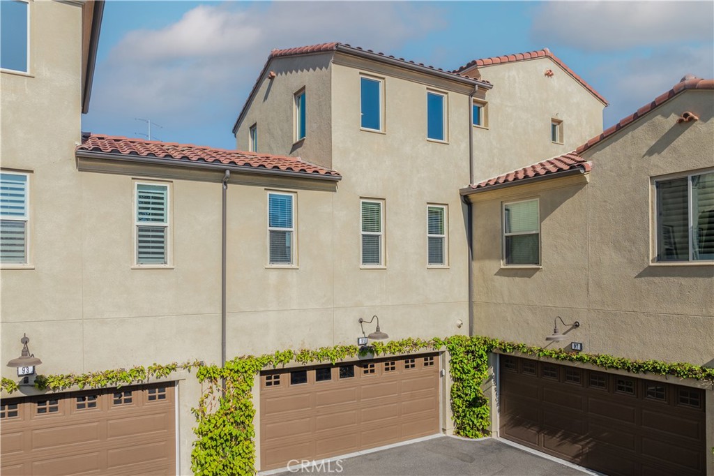 Photo 6 of 28 of 95 Adelfa Street townhome