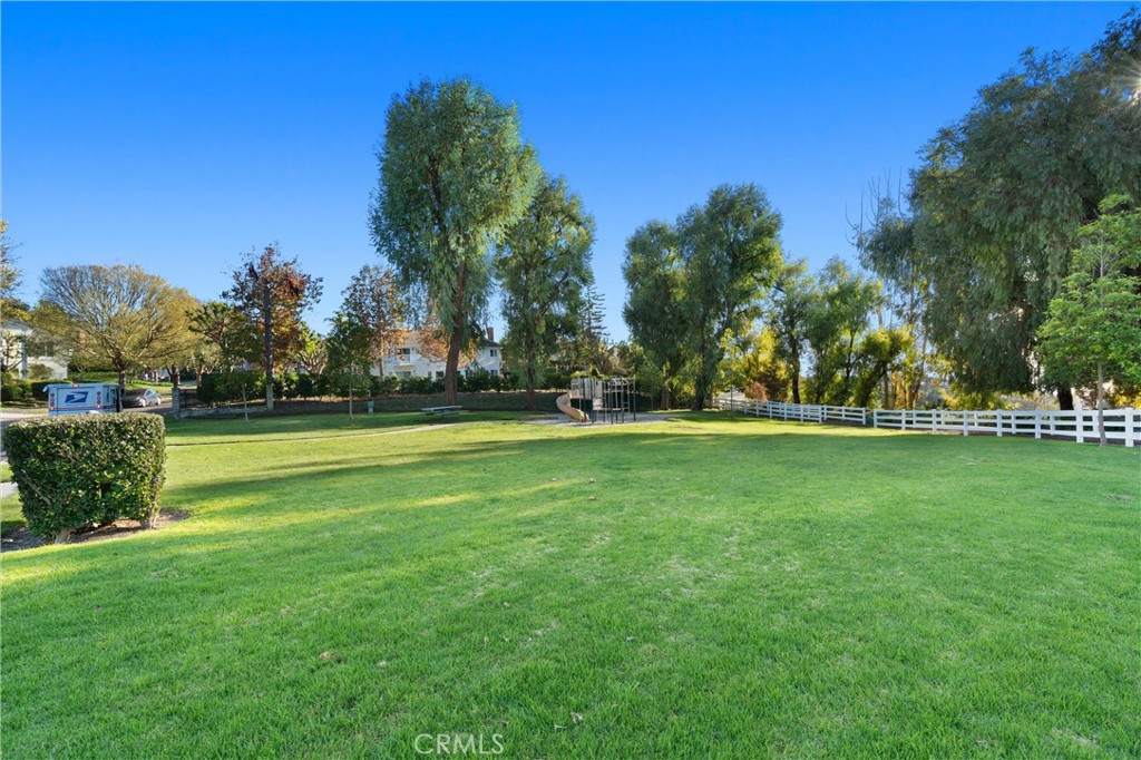 Photo 38 of 41 of 19 Coraltree Lane townhome