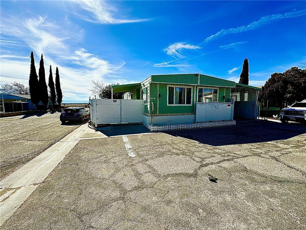 Photo 1 of 23 of 4500 W Rosamond SP 21A mobile home