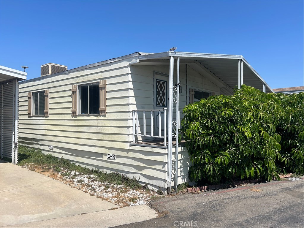 Photo 3 of 3 of 432 S Harbor Blvd 99 mobile home