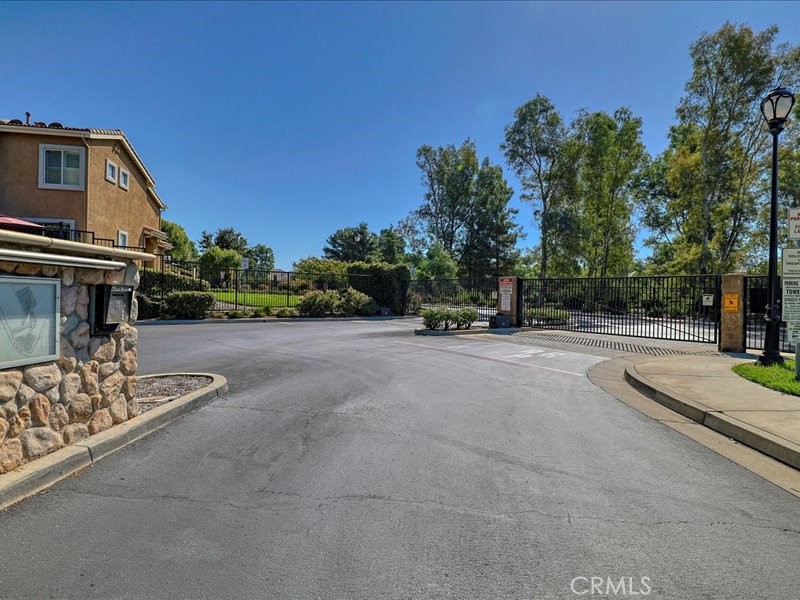 Photo 5 of 49 of 22604 Golden Meadow Lane townhome