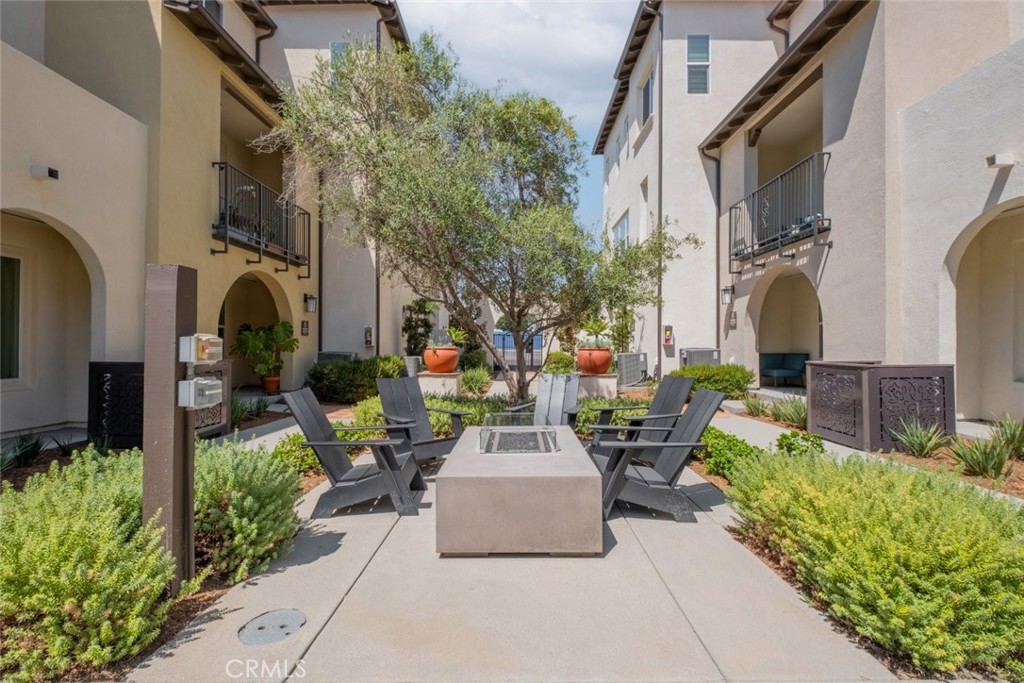 Photo 6 of 36 of 22280 Poppy Court townhome