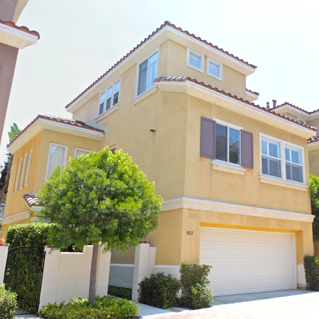 Photo 1 of 15 of 1832 Torrance Boulevard townhome