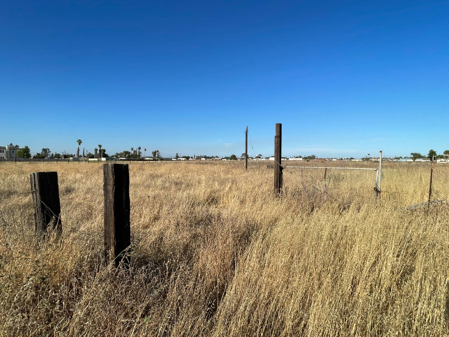 Photo 18 of 38 of 21610 S Corral Hollow Road land