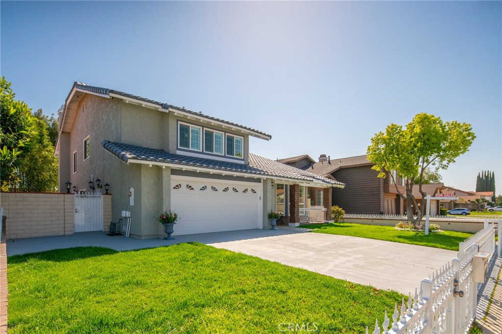 Photo 2 of 37 of 20824 Fuero Drive house