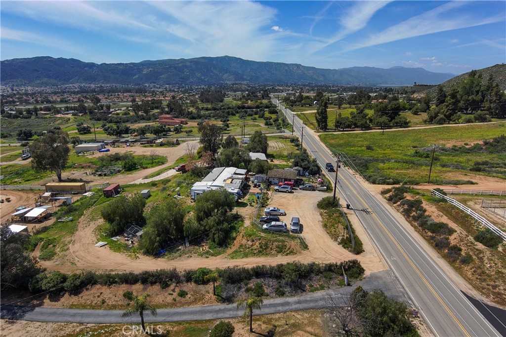 Photo 5 of 16 of 23535 Wildomar Trail mobile home