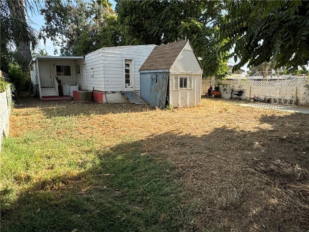 Photo 8 of 17 of 33112 Haddock Street mobile home