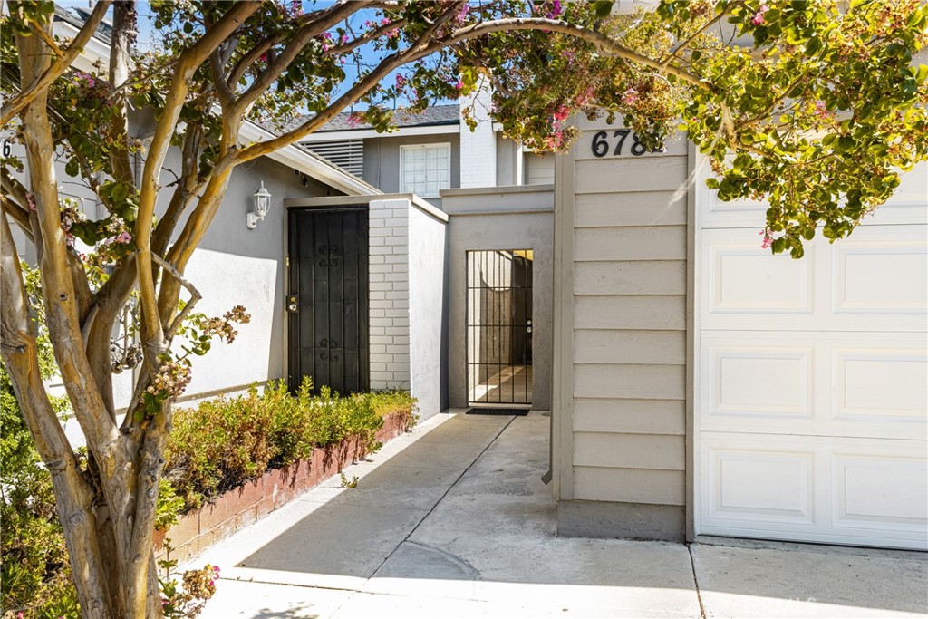 Photo 4 of 46 of 6782 Champagne Circle townhome