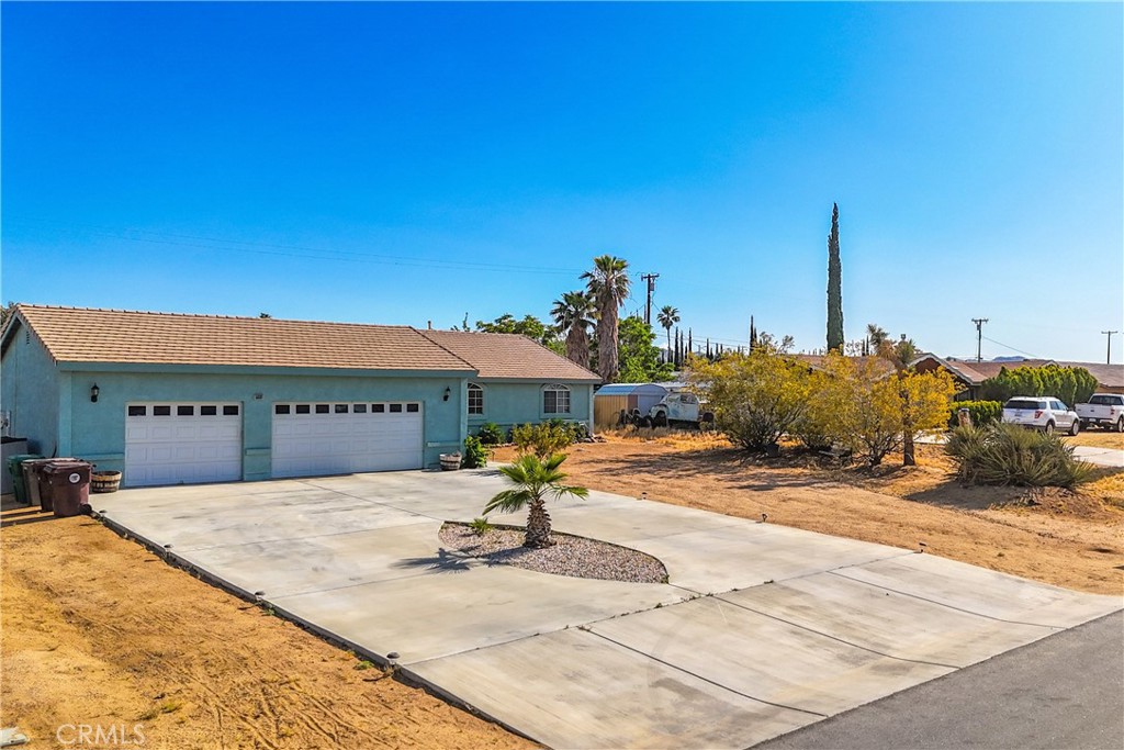 Photo 4 of 57 of 58301 Alta Mesa Drive house